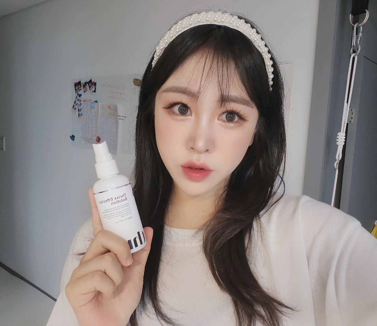 두피고민을 해결하기 위한 
두피케어 브랜드
나인원코스메디에서 제조한 트릭스✔️

두피가 민감한편이라 
두피케어에 관심이 많은편인데 
멘톨성분이 뿌리는 즉시
두피열을 내려주고 쿨링감이 느껴져서
진정되는 느낌이 너무 좋아요🫶

특허성분이 함유된
트릭스 이펙터 솔루션으로 부담없이 
데일리 두피케어 시작해보세요🥰