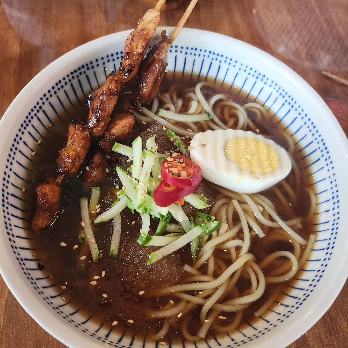 ⁣
회사 다니며 유일한낙이랄까? #면쟁이⁣
⁣
01. #대림국수 ⁣
맛집이라해서 갔는데 내입맛엔 밸로...🥲⁣
더워 냉면을 선택해서 그릉가?⁣
다음에 메인인 온면 먹어보고 다시 점수 매기기로..⁣
⁣
02. #인생면가⁣
회사 근처 새로 생긴 칼국수집⁣
오 생각보다 맛있워? 밥도 무제한⁣
⁣
03. #홍두깨칼국수⁣
만칼 먹었는데, 조미료 많이 안쓰는듯?⁣
사람 겁나 많으니 점심시간엔 일찍가야함⁣
⁣
04. #카츠공방 마제소바⁣
와 일본에서만 먹고 한국에서 첨 먹는데,⁣
면이 우동면이라는것만 빼고는 완전 맛도리⁣
밥이랑 식초 함께 나오는것도 너무 좋아⁣
⁣
05. #향방⁣
차돌짬뽕은 말모말모 😋⁣
⁣
얼른 맛난거 울애기랑 같이 먹으러 다니고 싶다아😍⁣
⁣
#신사역맛집⁣
#신사맛집⁣
#가로수길맛집