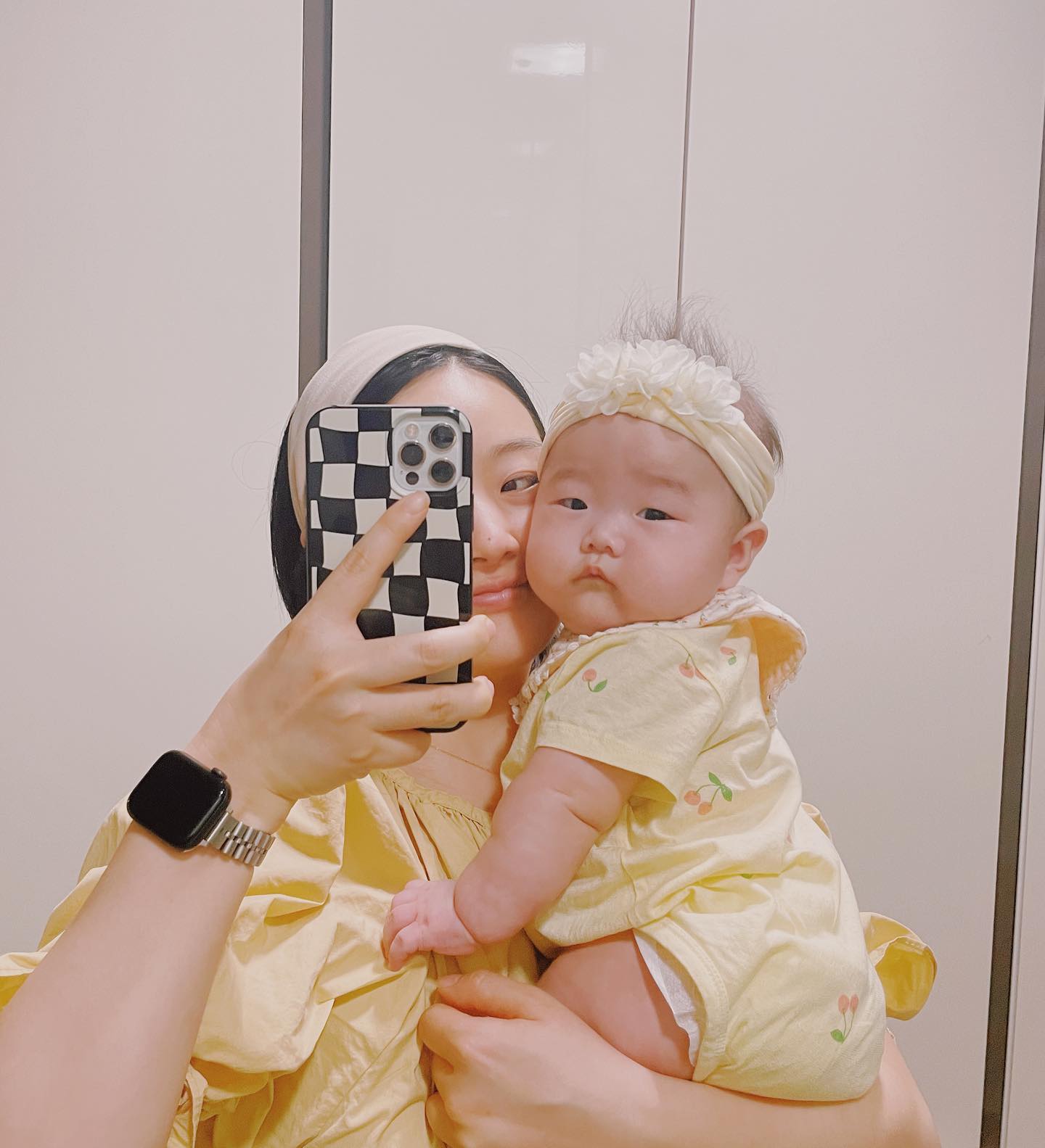 +111일
오늘의 #ootd 노랭이💛

(뜽아야 너가 나보다 더 옷 많은거 같애.. 내가 맞출께)ㆅㆅ