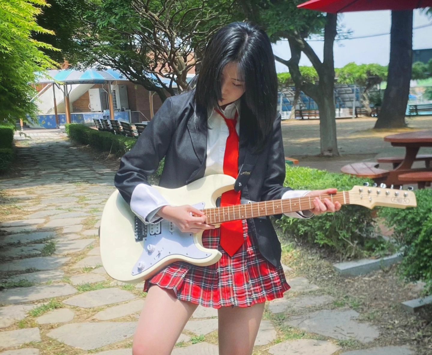 #🎸 열아홉 락스타