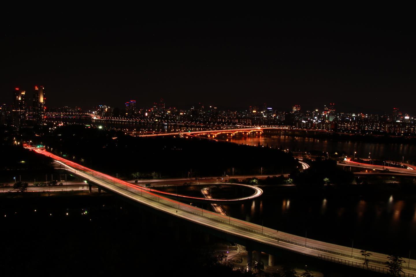 .
서울 야경은 이런 것🌃