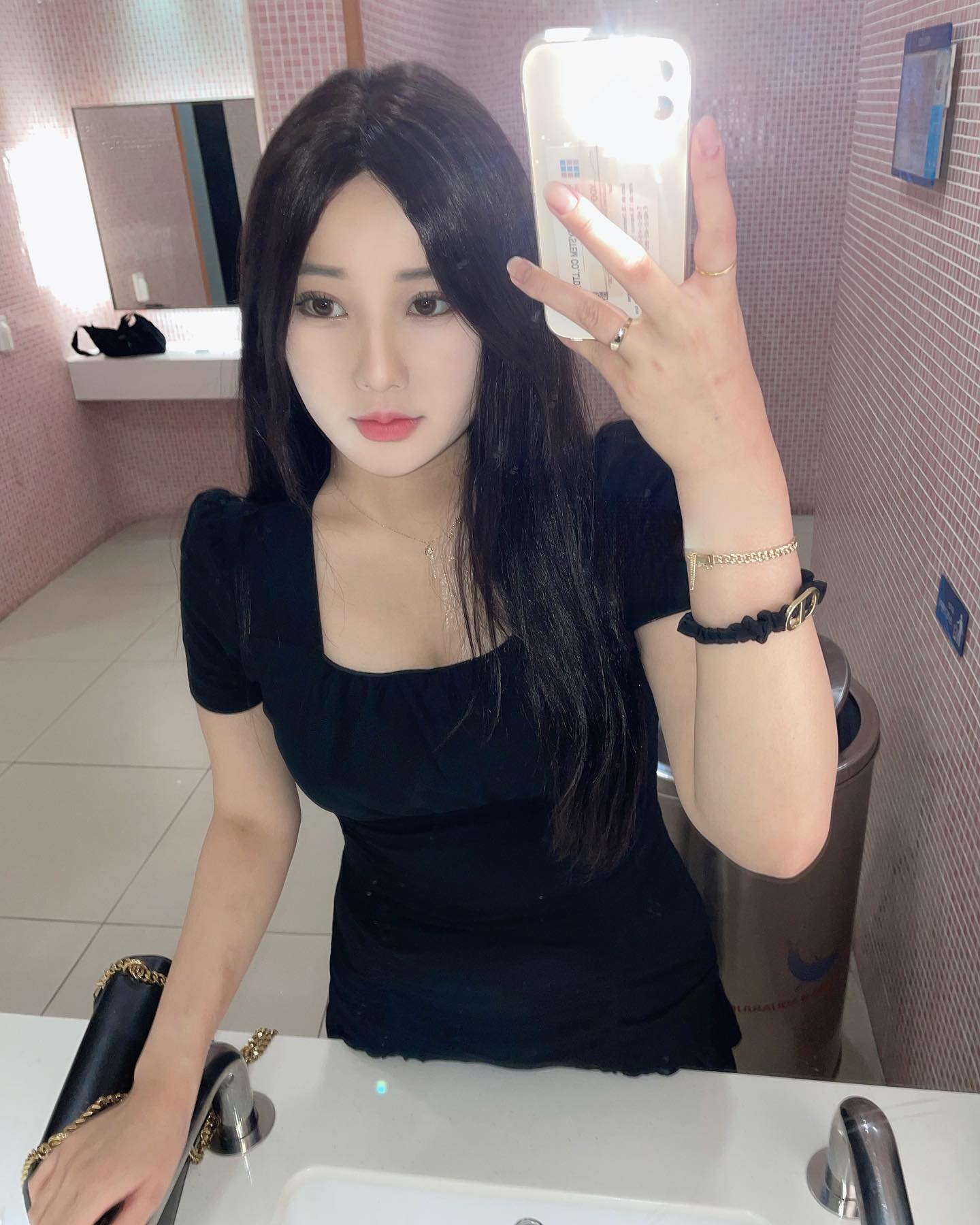 아야 눈부셔