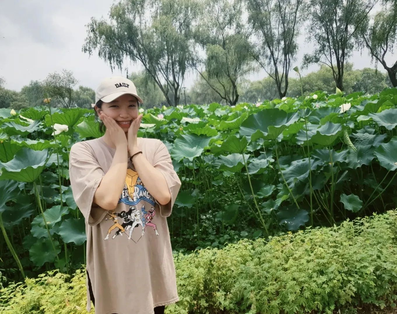 🍀🌿☘️🍃💚
꽃 같았던 순간들.
근데 새삼 나 살 많이 빠졌다..😉
_

#셀스타그램 #얼스타그램 #맞팔 #선팔 #팔로우 #데일리 #데일리룩 #selca #selstagram #selfie #instaselfie #follow #평택  #instagood #단발 #instalike #셀피 #instagram #최근게시물 #오오티디 #스노우 #snow  #당진 #솔로스타그램
#부여 #가족