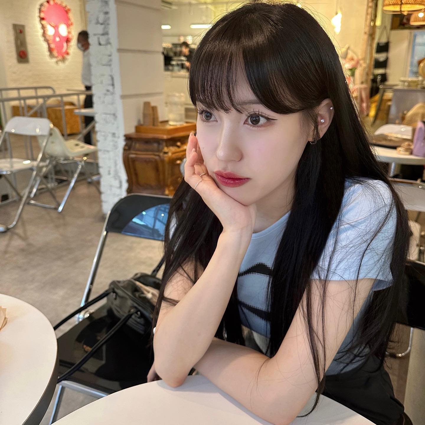 하트 포기 모태 🫶🏻
그나저나 비가 오는 것보다 
습해서 힘들어요🌧️🌧️ 
다들 빗길 조심!!