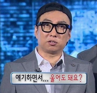 근황,,,🗯️
7월 8일 오후 12시 49분 경
집을 잃었습니다...

(비 때문 아님 / 소방배관 사고임🥲)
어느 누가 멀쩡한 천장이 뚫릴지 알았나요?
마른 (하늘X)천장에 날벼락 ;-;

사고 이후 얻은 것
: 지인들의 걱정어린 따수운 마음
: 강제 동거인

사고 이후 잃은 것
: 집 / 멘탈 / 돈 / 노트북 / 외장하드 / 데스크탑2개 / 모니터3개 / 카메라 등등등등등등등등 집 안 모든 전자 기기 및 의류, 신발, 생필품.........

조심했다한들 달라질 것은 없었으나,,,
다들 사고 조심하세요,,,
재택근무 프리랜서는 잃은 게 굉장히 많답니다,,,