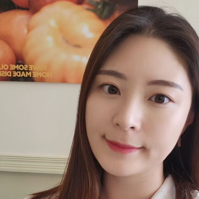 여니😘 on Instagram: "휴무날 기분전환 성공❤️ 당분간 이쁜척 셀카 오만상 예약^^ #협찬 #교동미용실 #리틀살롱"