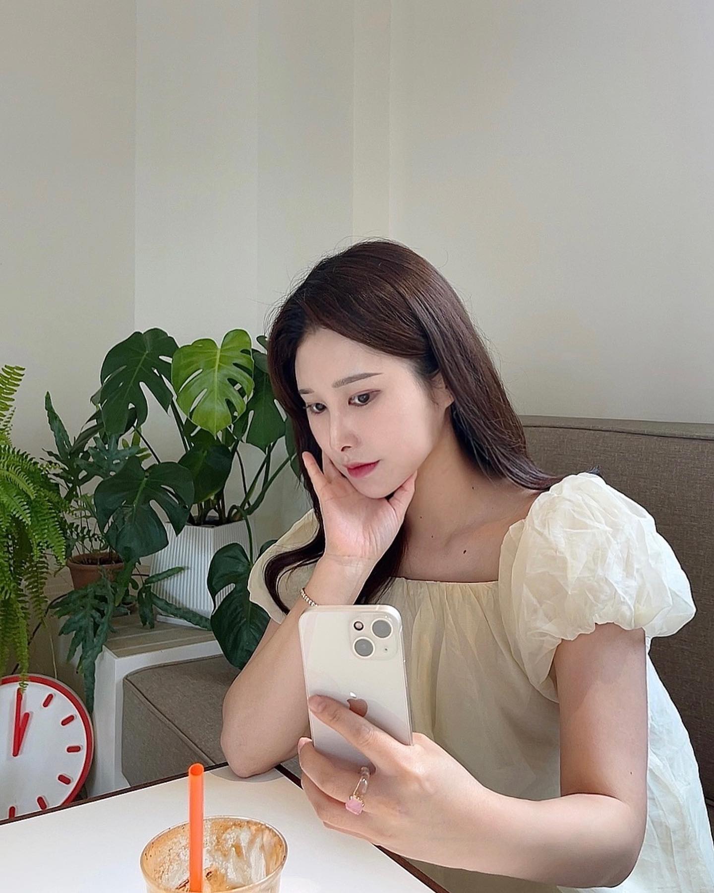 내 왕반지 예쁘지💍