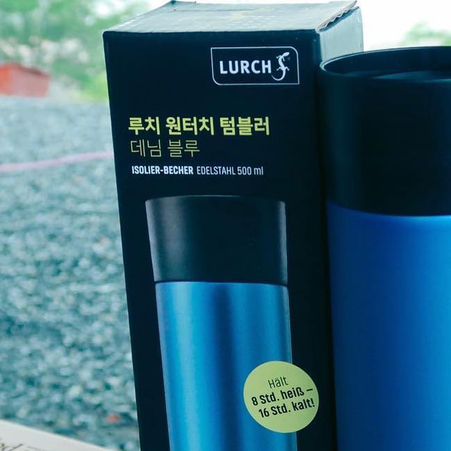 이설 (˙Ⱉ˙) on Instagram: "🪘#제품제공 #밀텍하우스 #루치원터치텀블러 🪘 밀텍하우스에서 루치 원터치 텀블러를 보내주셔서 사용해봤어요오💙 텀블러 바디가 매트한 질감이라 엄청 고급