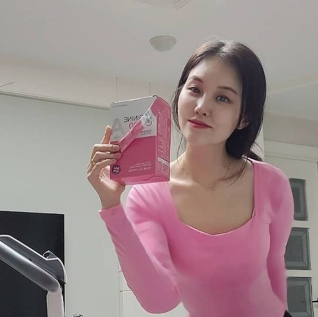😃 on Instagram: "#아르지닌c1000 #협찬 요즘 아르지닌,아르기닌 많이 들어보셨죠~?? 👉둘다 같은 말이고 발음의 차이라고 해요 💓 아르지닌은 염기성 아미노산 중 하나로 섭취하면 전신을 순