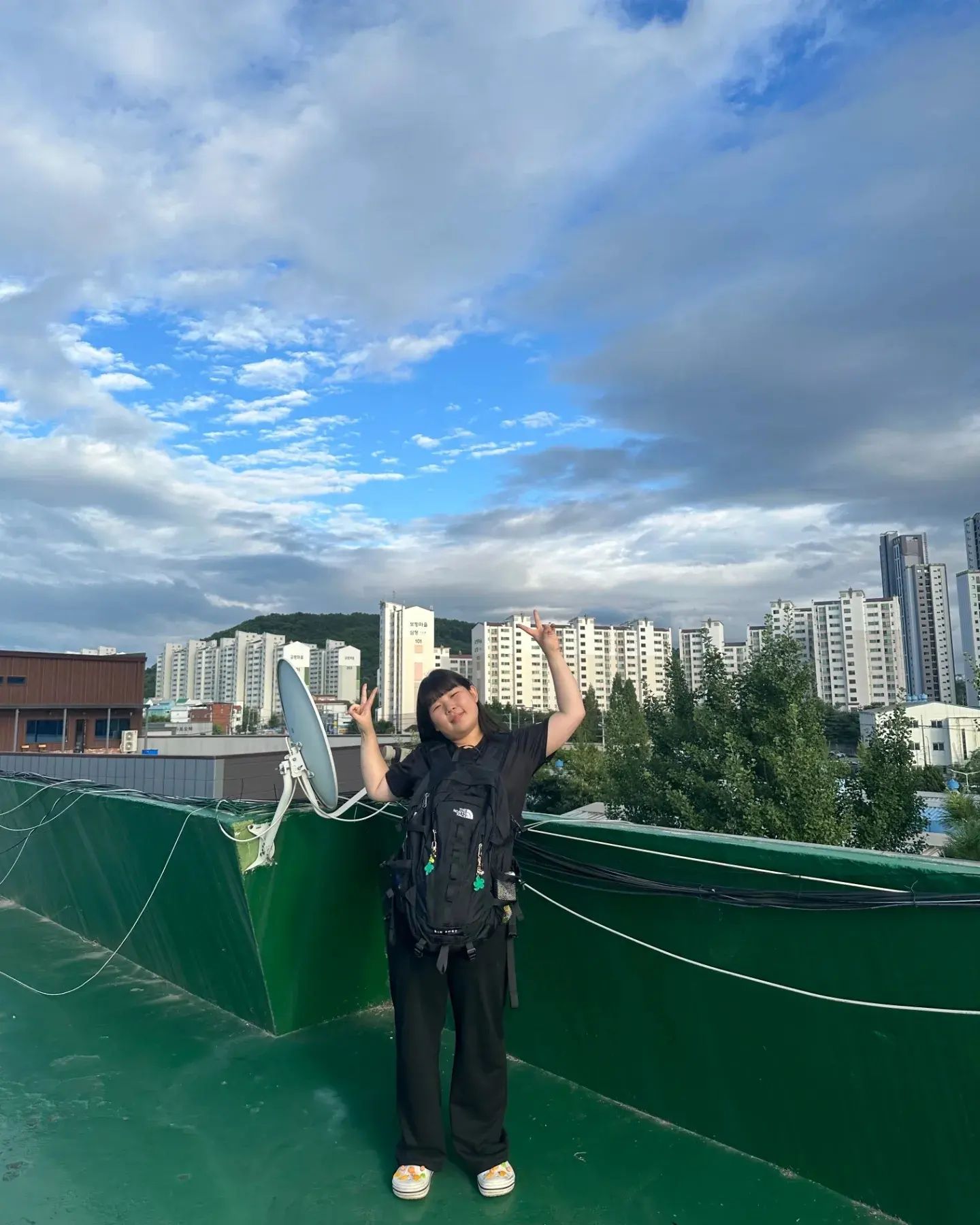 여름은 싫지만 여름방학은 좋아욤
🌴🫠🍉🥥🔥🧊🏖♨️⛵🌞⛱️👙🩴♨️✌🏻🍍