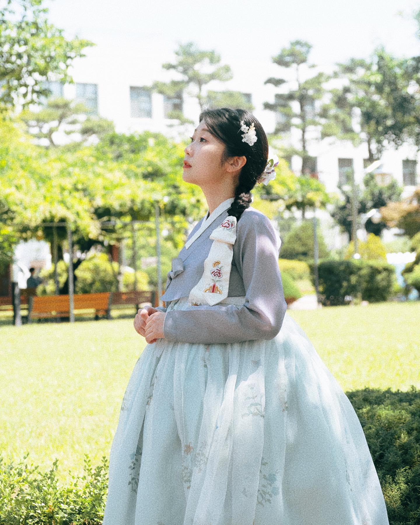 💜🩵
.
.
.
.
.
.
.
.
#한복 #한복스냅 #한복촬영 #금준당 #여름한복 #전통한복 #korea #hanbok #정독도서관 #북촌한옥마을 #한복모델
