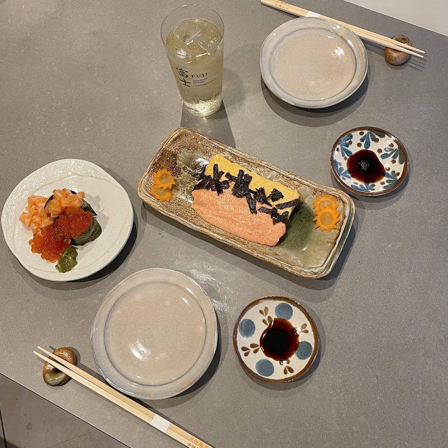 후쿠오카 나카스 뷰 맛집☁️
텐진 공원 근처에 있는 레스토랑🫶🏻

福岡中洲川端近くのビューが良いレストラン☁️
お酒も料理もどれも美味しかった❣️🍽️