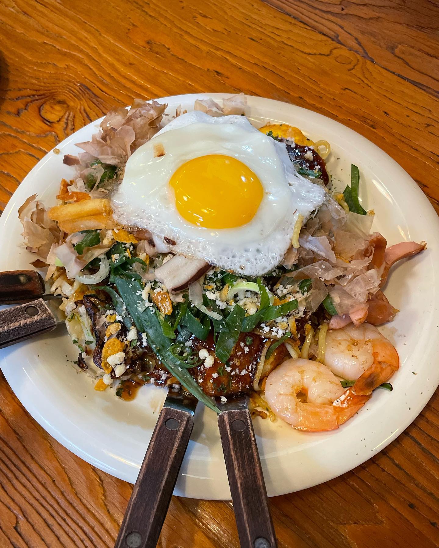 •
너무 맛있었던 연남동 소점
웨이팅하려고 웨이팅 하는 곳🤤
작년엔 실패했지만 올해는 성공했다 !
-
#연남동맛집 #연남소점 #소점 #오코노미야끼 #타코야끼 #철판요리