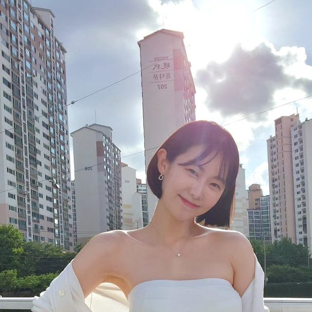 후니와이프 on Instagram: "#광고 @marun5_official 벌써 세번째 제품으로 여름내내 꾸준히 애용중인 브랜드 #마른파이브 🤍 캡 내장으로 간편하고, 스타일까지 자유롭게 표현 할 수 있는 제품이에