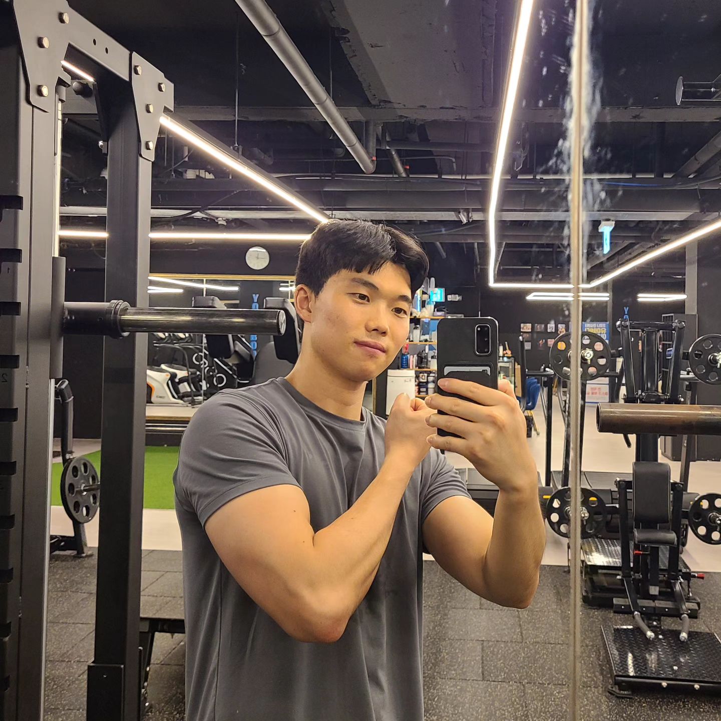 팔 운동 완료🫠