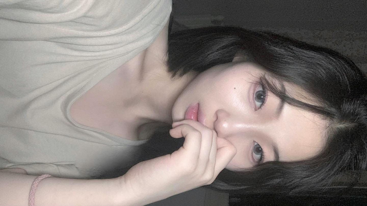 #selfie .