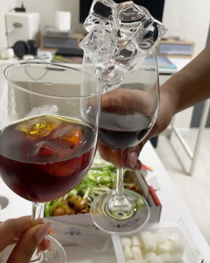 내가 쩰루 조와하는 와인
너야