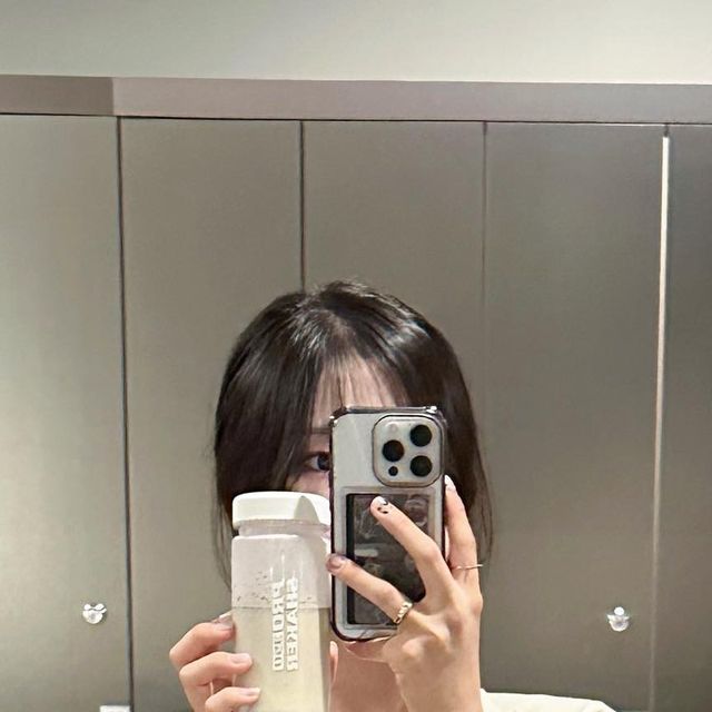 민지 on Instagram: "#광고 @proteinstory 헬스할 때 단백질 섭취 엄청엄청 중요하잖아요! 근데 다른 단백질 보충제는 너무 느끼해서 잘 못먹겠더라구요,,, 근데 이 단백질을 먹구 나서 생각이 완젼
