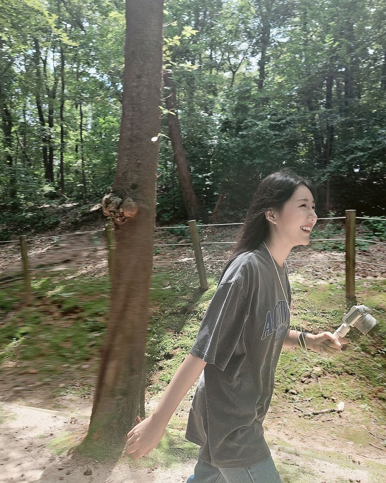 마닝이찍어쥼📷📸
.
#점심산책 #더워 #💦
