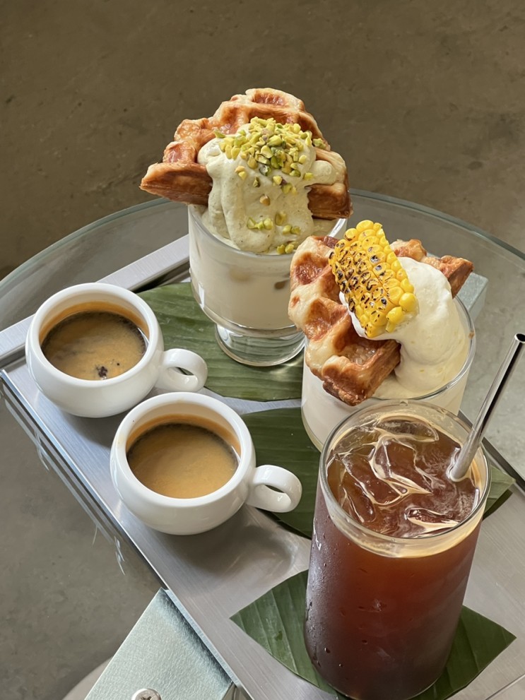 [신사/가로수길] 비건카페 비건뷰티 쇼룸 케이코스랜드 애견동반 디저트 존맛탱