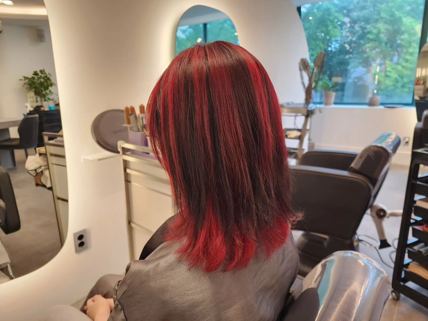 RED COLOR🥀

#레드염색 #발레아쥬 #시크릿투톤 #탈색