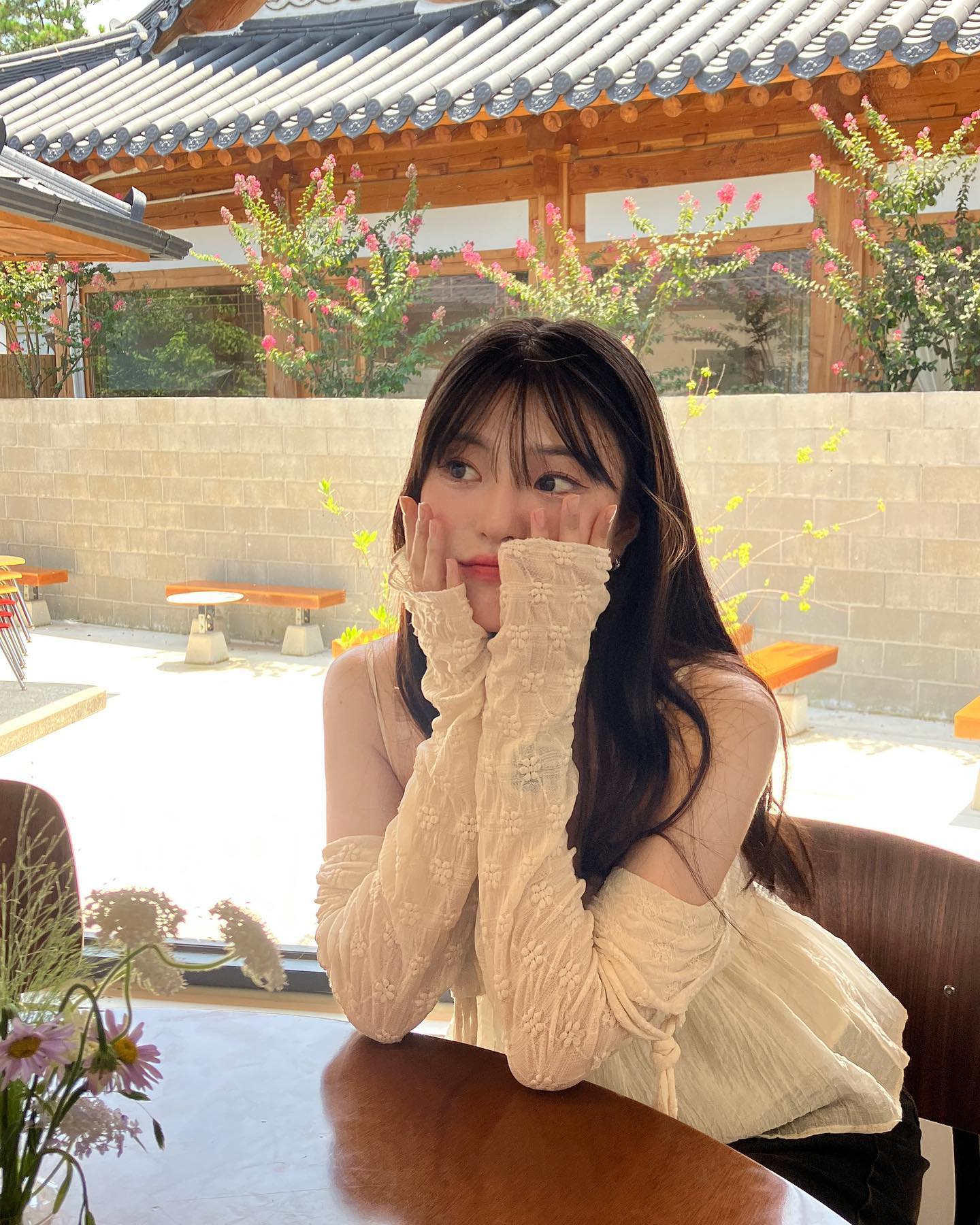 더워서 흘러내려요🫠