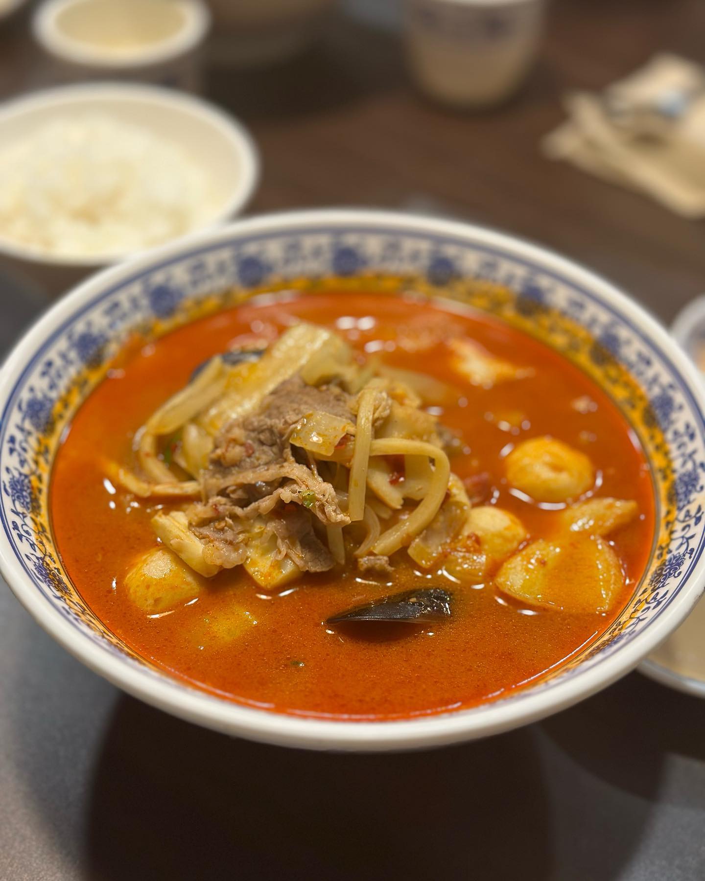 Today's Lunch
마라짬뽕 🌟신메뉴

한 번이면 충분해...😳
국물은 부드럽지만, 마라맛이 약하고, 식으면 짜서 내 입맛에는 별점 3/5

다음에는 짜장면 도전!

#한양중식
