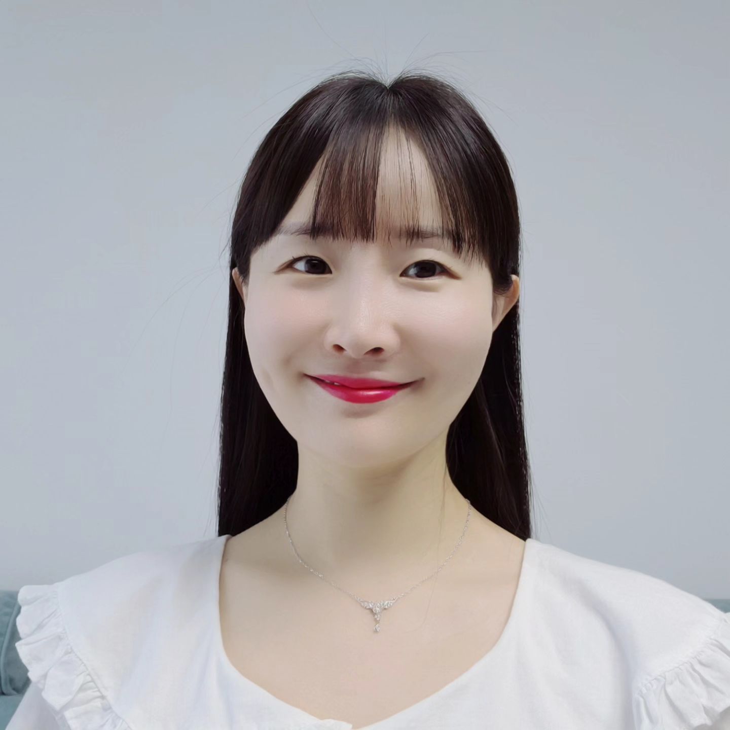shinjunglavie
charlie_shin_

대구 들안길 미용실 깔끔 염색 신정라비에

이번에 소개해 드릴 곳은 대구 들안길 미용실 신정라비에입니다.

얼마 전에 새치 커버를 위해서 다녀왔는데요:)

날씨도 덥고 힐링하고 싶어서 방문했던 곳이랍니다.

방문할 때마다 늘 기분이 좋아져서 또 가고 싶고 그래서 자꾸만 가게 되는 저의 단골샵이랍니다.

아 정말 새치 안 올라오면 좋겠는데 이제 저도 나이가 있어서 그런지 어쩔 수 없나 봅니다.

대구 들안길 미용실 신정라비에 저를 또 이렇게 젊게 변신시켜주셨네요! ㅎ

마음에 들어서 사진으로 담아봤답니다.

_________________________________________

자세한 내용은 네이버에서 [민트쩡이] 검색

url: https://blog.naver.com/nabyst/223171934092
_________________________________________

#대구미용실추천
#대구들안길미용실
#들안길미용실
#대구미용실
#대구헤어샵
#수성구미용실
#수성못미용실
#대구두산동미용실
#대구수성구미용실
#대구수성못미용실
#대구매직
#대구볼륨매직
#대구염색
#대구클리닉
#신정라비에