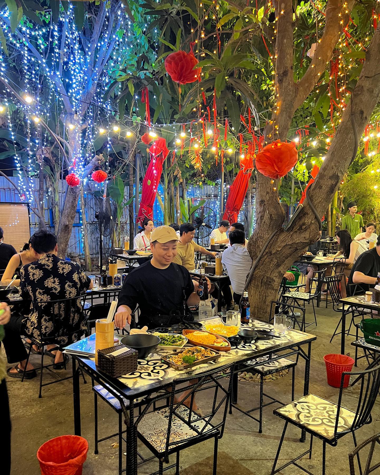 요정이 술 마실것 같은 다낭 맛집🇻🇳

📍. 다낭 목식당
⏱️. 10:30~23:00
🚖. 26 To Hien Thanh Son Tra, Da Nang 550000 Vietnam

#다낭목식당 #다낭맛집 #다낭여행 #베트남여행 #vietnam #vietnamtravel #treavel