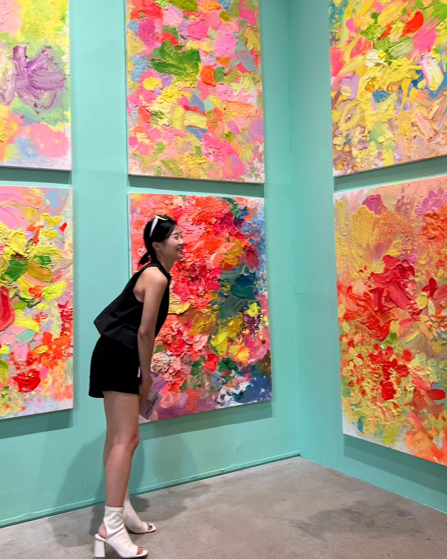 왜 웃을때 자꾸 목꺾..?🙄
#b컷대방출

#k현대미술관 #이상한나라의괴짜들展 
#압편압구정편의점 #포레스트청담 #런던베이글뮤지엄