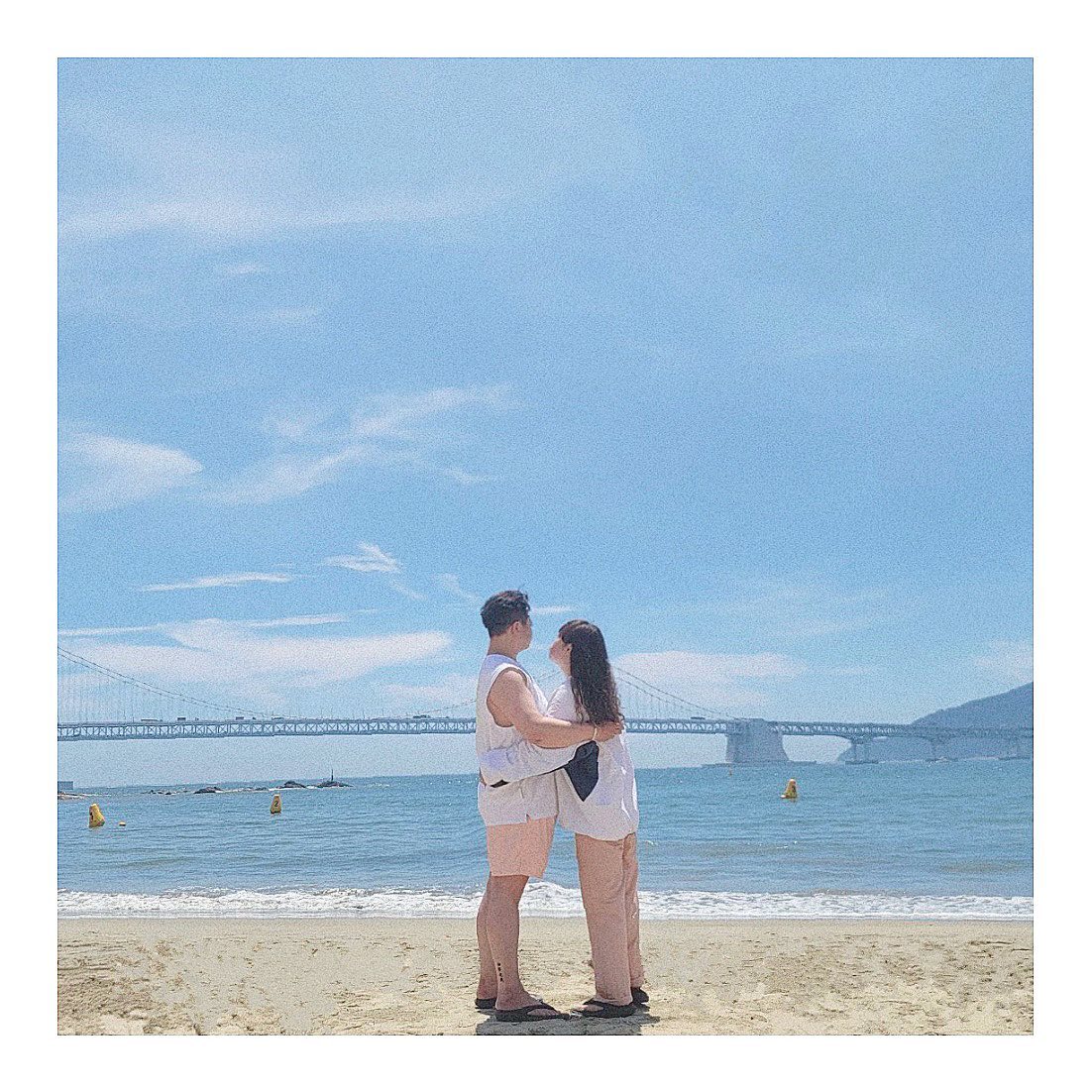 여름휴가 끄읕🏖️🤍 (짱구 볼따구 이지은📌)