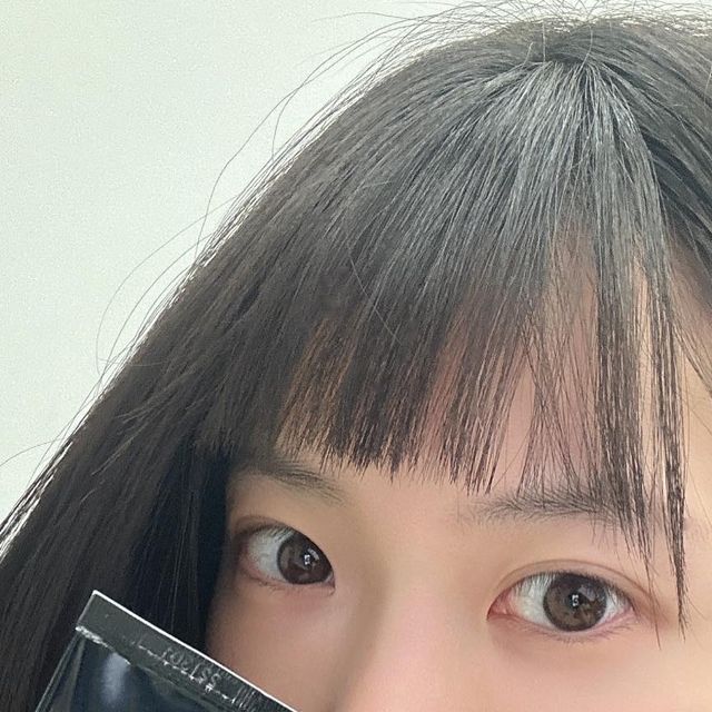 김해인 on Instagram: "#협찬 내 손안의 피부 케어 이젠 집에서도 피부(모공) 케어를 할수있다!! 모공 때문에 고민이신분들 하루에 5분만 투자해보세요 ! 여름이다 보니 피부가 금방 상하고 … 따