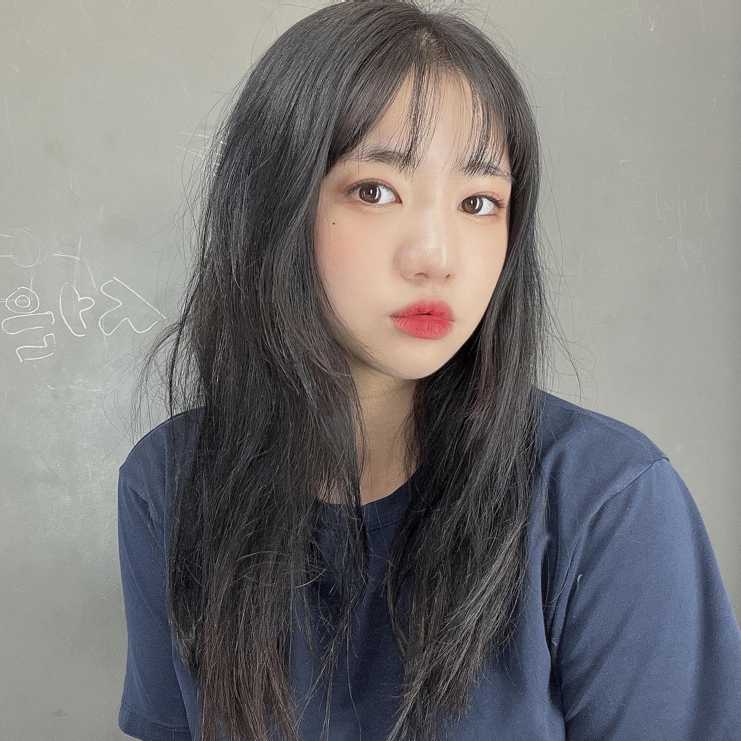 혼자서도 잘 노는 22살^..^💙
