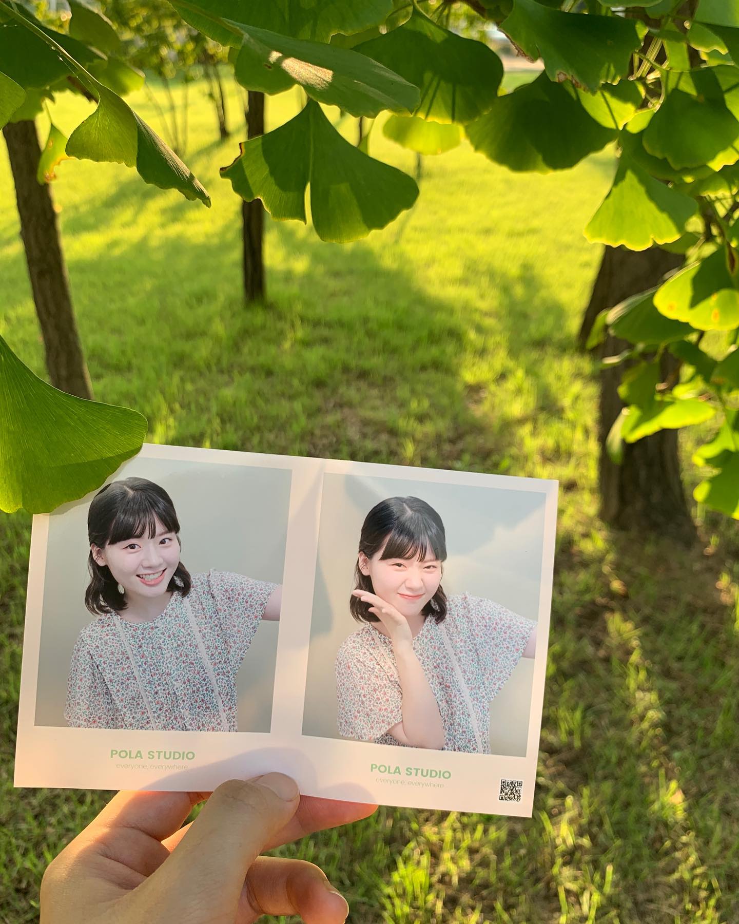 #협찬 allo__makeup 

allo__makeup 덕에 특별한 하루가 되었던 어느 여름 날 🍧✨🧝🏻‍♀️🍃

메이크업과 업스타일 전문 & 청담 부원장의 경력을 가진 선생님께서 , 올 여름 제가 가장 좋아하는 #원피스 착장에 맞추어 #헤메 해주셨어요 카페 같은 분위기 속에서 도란도란 이야기하면서 시간 보냈는데 수영 이야기가 제일 재밌었고 (ㅋㅋ) 깨알 퍼스널 컬러 진단을 해주셔서 쿨톤 (!) 에 가깝다는 걸 처음 알았지 뭐예요 (뭐 먹느라 지워진 입술 빼고는) 무너짐도 적어서 잠들기 전 화장 지울 때가 가장 아쉬웠던 ... 씻기 싫었던 ... 거 빼고 모든 게 완벽했던 하루였답니다

#알로메이크업 은 1:1 진행으로 문의 후 예약하면 새벽 • 야간 • 당일도 가능하니 저는 급해도 안 급해도 원장님 또 찾아뵐래요 <<

.
.
.

#알로메이크업 #성신여대메이크업 #면접메이크업 #한복메이크업 #프로필메이크업 #미아사거리메이크업 #대학로메이크업 #동선동메이크업 #혜화메이크업 #데일리메이크업 #혼주메이크업 #스냅메이크업 #데일리메이크업 #뷰티스타그램 #커버메이크업 #졸업메이크업