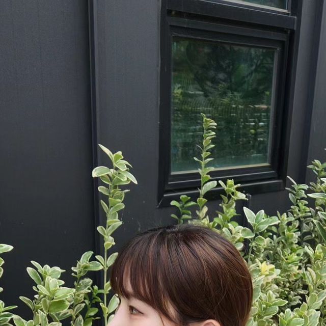 신혜 on Instagram: "#광고 × @1rony9orno_official [ 아이러니포르노 나일론 반팔셔츠 ] 86-IRO285 [워터프루프] 윈드브레이커 반팔 셔츠 착용 여름에 나시만 입기 부담스러우면 가벼운 반팔셔츠 하나 걸