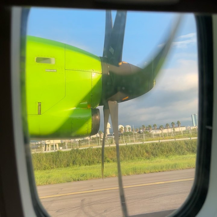 𝐉𝐞𝐉𝐮 🌴🛩️