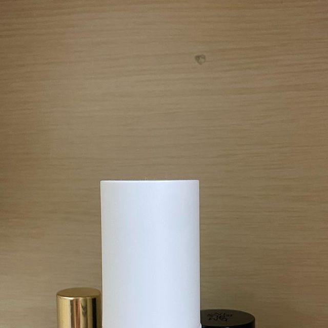 쩡이 on Instagram: "#광고 헬로프로젝트무드 프레쉬너🤭 어떤 장소든 작운것보다 큰 볼일을 볼때 늘 불쾌한 냄새릉 차단하고 싶어지고