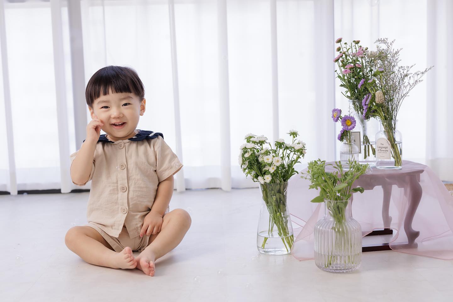 이렇게 귀여운 나 어때? 🫣
#두돌사진 #검단사진관 #생후715일