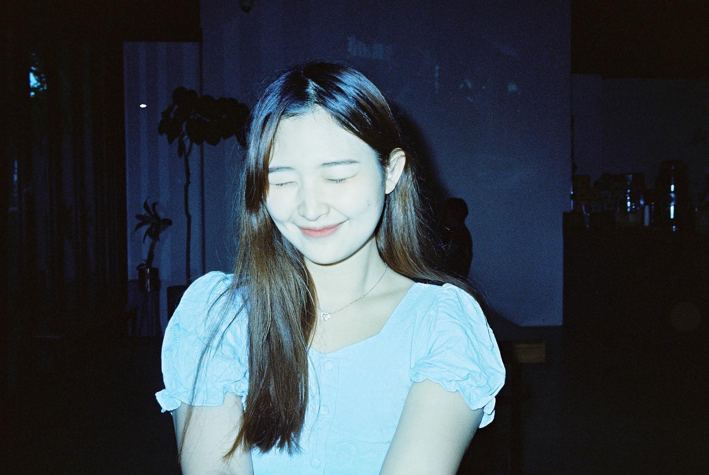 뚝딱이들 마음 놓고 사진 찍을 수 있는 곳 🥹 잠실에서 가장 길게 이용할 수 있는 무인 셀프사진관 @its.cheesetime 🧀 #협찬 으로 다녀왔어요! 저는 A룸이랑 B룸중에 A룸을 다녀왔어요! 촬영룸 40분 + 셀렉룸 35분 총 75분 이… | Instagram