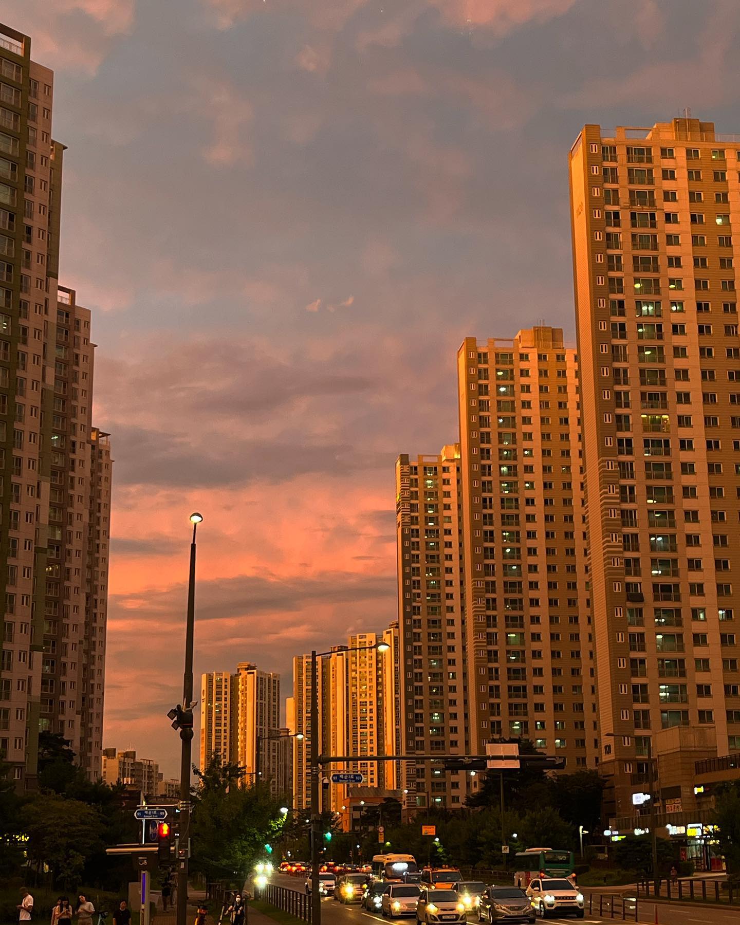 🌇