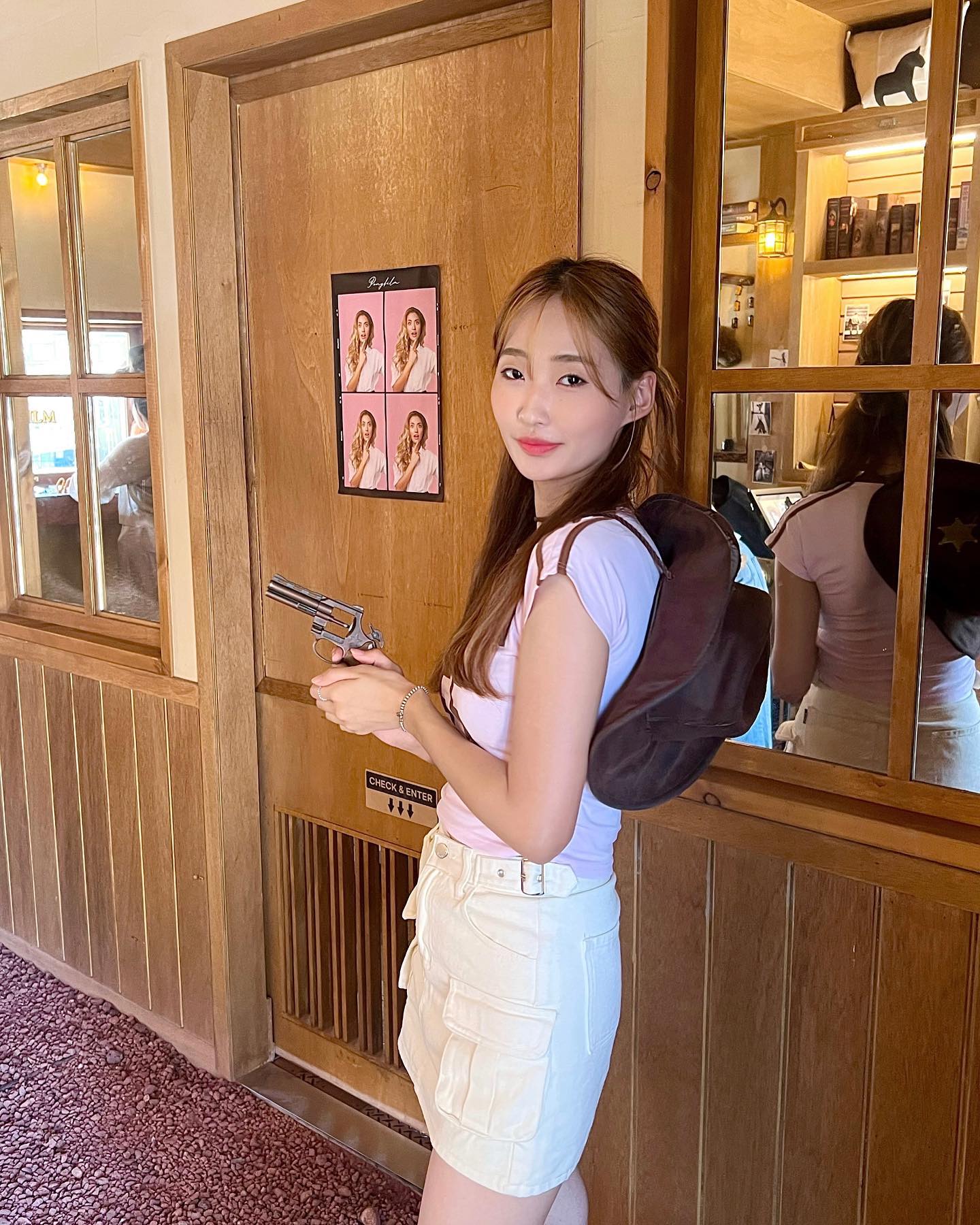 -
부산 2일차 
더위에 졌지만 햄 - 보옥 🤎 “ !