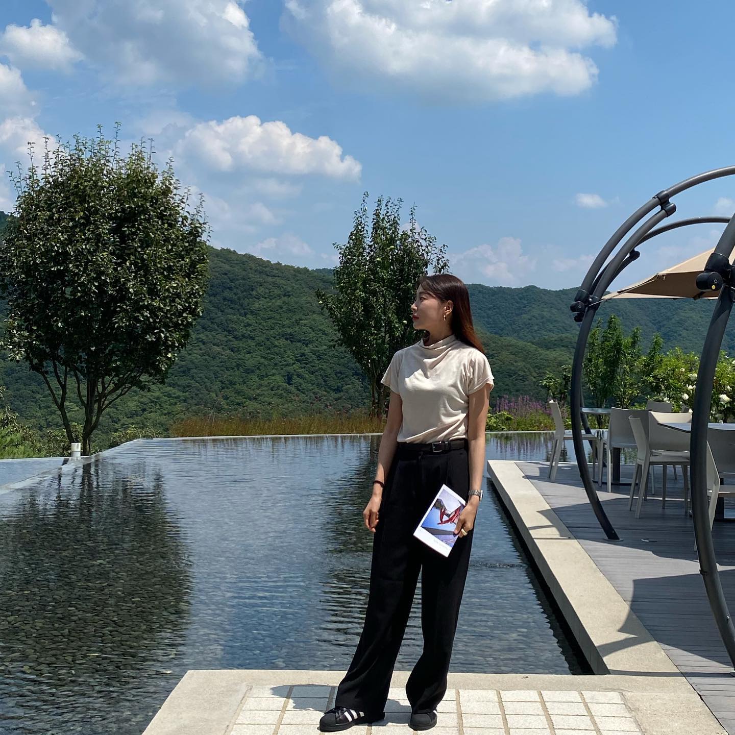 여름 싫어 인간의 <원주🇰🇷에서 안도 타다오: 청춘 🇯🇵전 관람하며 마크 테토🇺🇸 도슨트 듣기>