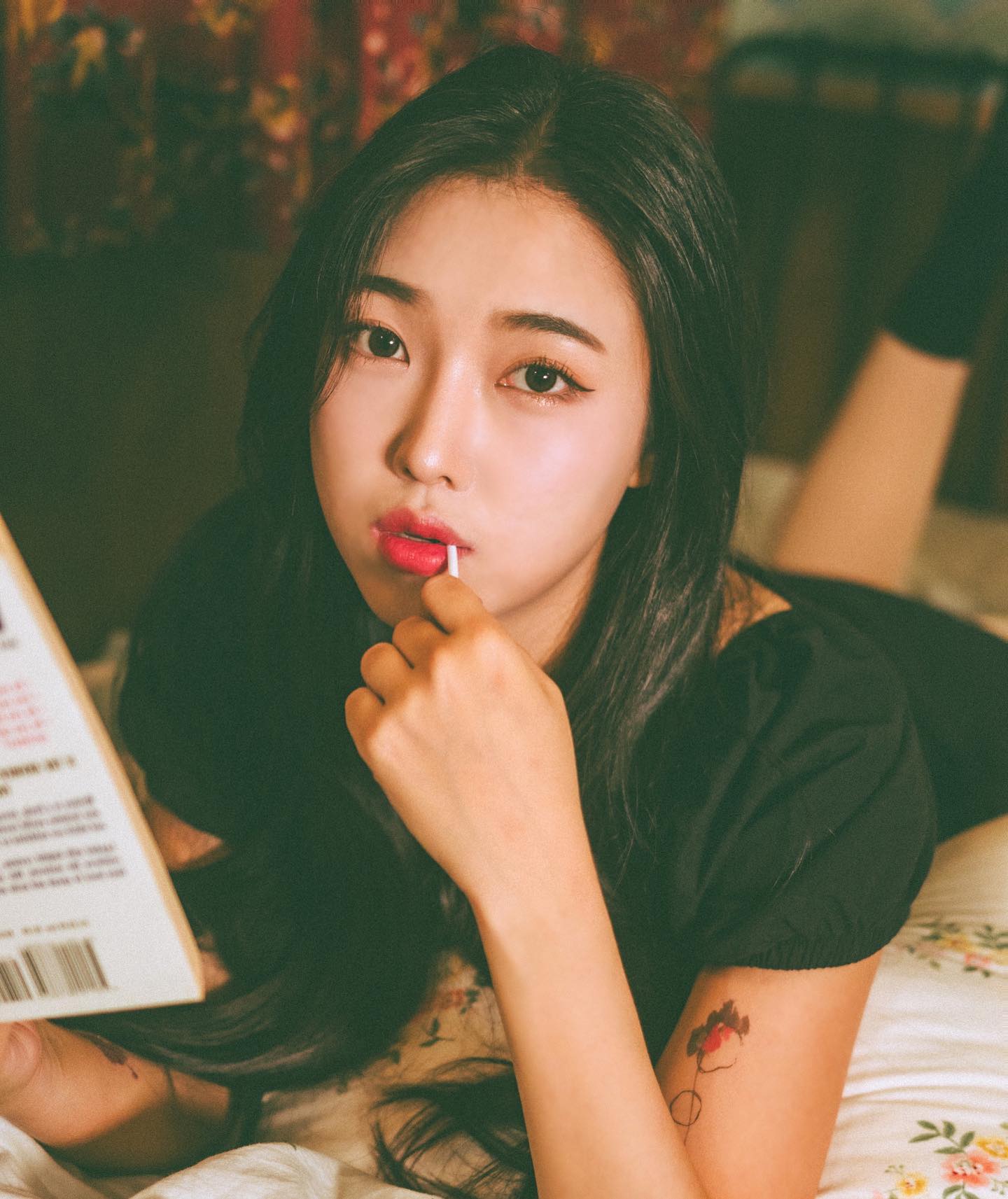 곧 개강 🥹
P : mandori.photo 
.
.
.
.
#연극배우 #배우 #스냅 #스냅사진 #컨셉사진 #컨셉촬영 #스냅샷 #배우프로필 #배우프로필사진 #오디션프로필 #단편영화오디션 #사진모델 #사진계정맞팔 #선팔하면맞팔 #팔로우 #캐스팅 #촬영문의dm #상호무페이 #셀스타그램 #개인스냅 #개인화보 #흑백사진 #오디션 #캐스팅디렉터 #스튜디오촬영 #배우모델