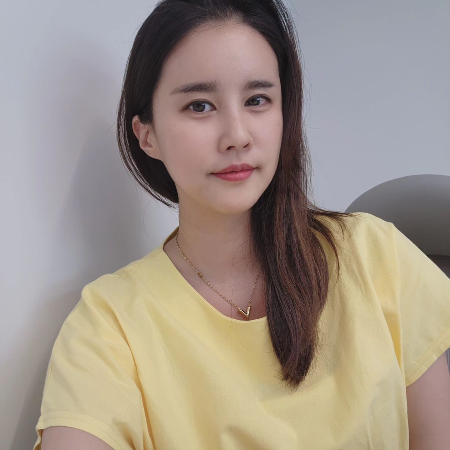 #협찬 다이어트 시작

하드하게 가려면 클렌즈 다이어트로 보라앰플만 먹어도 되지만
그정도까지는 아니라서 식사도 겸하는중

빨간 버닝올로지는 하루에 한포씩만
체지방 감소에 도움을 준다는 
잔티젠, 가르시니아, 돌외잎주정추출물 그리고 카테킨까지🥰

foodology.official

#신봉선2주다이어트 #푸드올로지 #톡스올로지 
#버닝올로지 #푸드올로지2주 #2주다이어트 #보라앰플 #빨간포