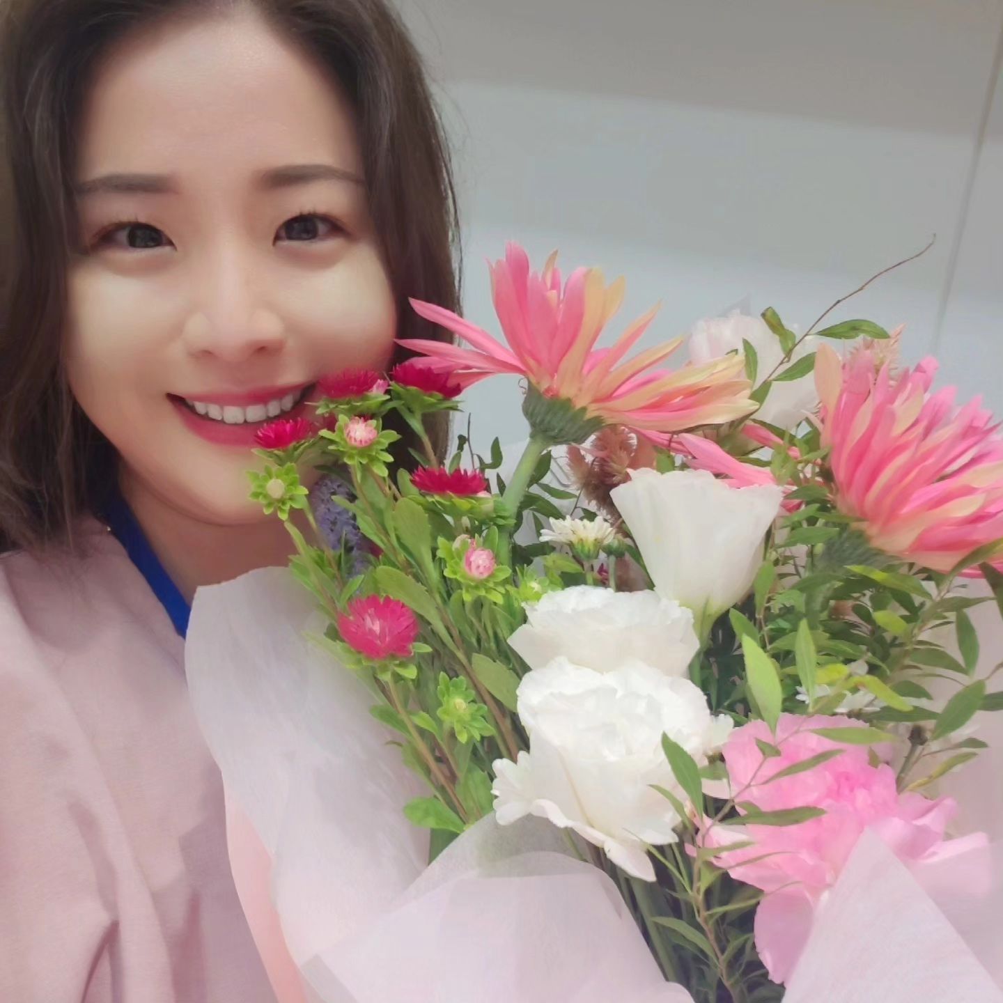 거의 오픈부터 지금까지 그 동안 다사다난 했고 많이 배웠고, 함께해서 즐거웠던 병원근무생활💗

퇴사 축하파티라니ㅋㅋㅋ생각도 못했는데
내 인생에서 이렇게 빨리 높게 팀장을 하고 좋은 사람들이랑 또 근무할 기회가 얼마나 또 있을까 싶다😚

많이 서운하고 아쉽지만은 내 미래를 위해서 그만두니 좋은 일만 있길!
그 동안 감사했습니다 온 동물식구들💗
