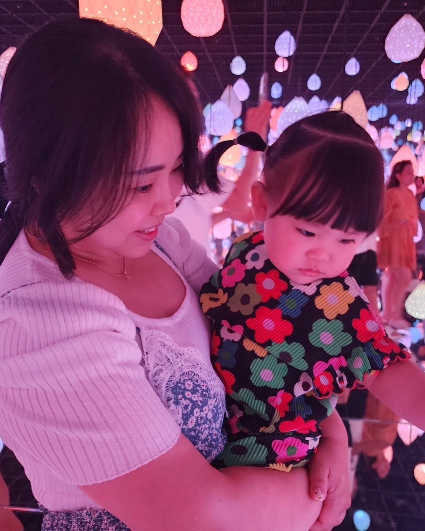 ⠀
#아르떼뮤지엄
⠀
딱 한번 가기 좋은 곳…
이쁘긴 하지만.. 어두워서 애들이 무서워함😱
사람 많고 정신없고 잘 안보여서 다니기 힘들었음….
나두 어두운거 싫어함..😅
⠀
#강릉카페346커피스토리
⠀
요긴 올때마다 좋음🤗
강문해변은 눈으로만 보는거라고
애들 바다에 간다는거 말림😅
⠀
⠀
⠀
⠀
⠀
⠀
⠀
⠀
⠀
⠀
⠀
⠀
⠀
⠀

⠀
#끝나지않은여행사진 #여름휴가끝 #집이젤좋아 #뿜뽐남매 #강릉여행 #강릉카페거리 #가족여행 #너희만좋다면엄마도좋아❤️