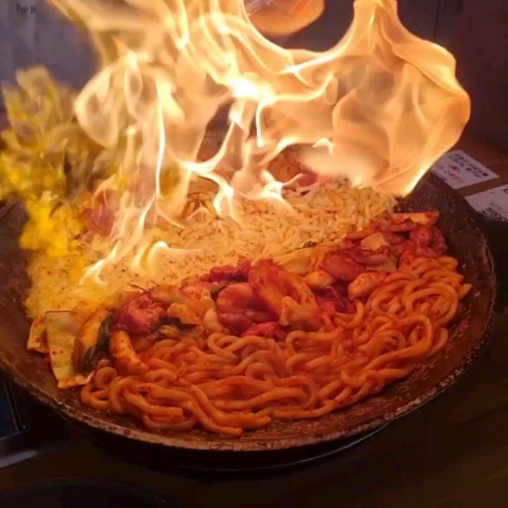 학동역 모임하기좋은 닭갈비맛집 류몽민 너무 맛있었어요
꼭 가보세요

#먹스타그램 #맛스타그램 #맛집스타그램 #맛집 #먹방 #선팔 #맛팔 #좋아요반사 #선팔하면맞팔 #좋아요그램 #먹방 #음식스타그램 #맛집추천 #맛집탐방 #맛집투어 #서울맛집 #부산맛집 #먹팔 #먹팔해요 #food #foodie #foodstagram #맞팔해요 #맞팔해요우리 #학동맛집 #학동역맛집 #류몽민닭갈비 #류몽민