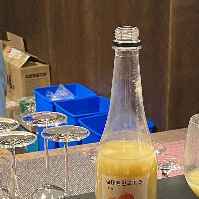 유희𝘺𝘶𝘩𝘦𝘦 - 맛집&카페 투어👀 on Instagram: "분위기 좋았던 @re.fine_guwol 🖤"