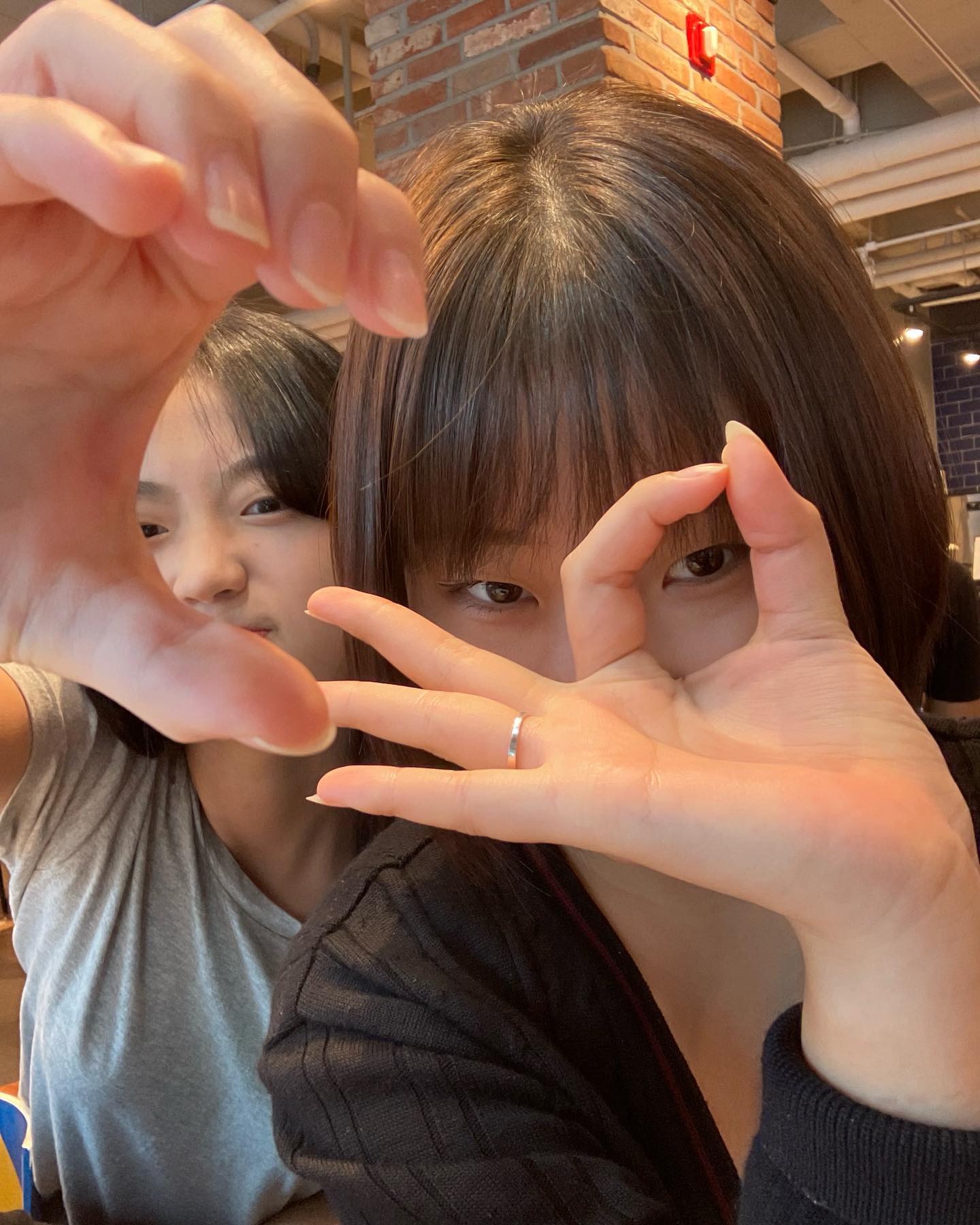 과거애나랄까

#맞팔환영 #맞팔해요 #팔반사테러 #팔로워반사테러 #하반사테러 #하트반사테러 #좋반사테러 #좋아요반사테러 #ffff #followforfollowback4follow #followforfollowback4likes #fypシ #フォロワー #フォロワー募集中 #パート