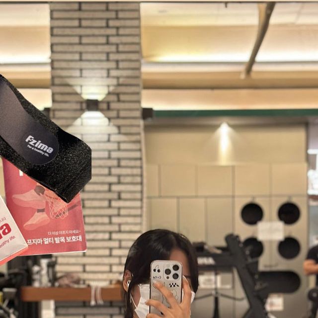 수잔시운동기록👩🏻‍🌾|운동루틴 다이어트정보| on Instagram: "#광고 D-161 #오운완 #바디프로필준비 오늘 진짜 할말 많은데 분명 쓰다 까먹을거임 내가 입은 티는 내가 먹고 싶은 것들 천지